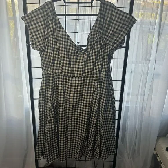 Torrid Retro Chic Black and White Gingham Off the Shoulder A-Line Midi Dress EUC - Picture 6 of 10